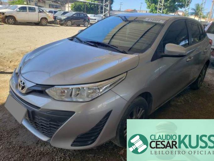 TOYOTA YARIS 19/20