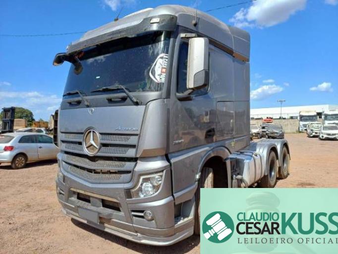MERCEDES BENZ ACTROS 22/22